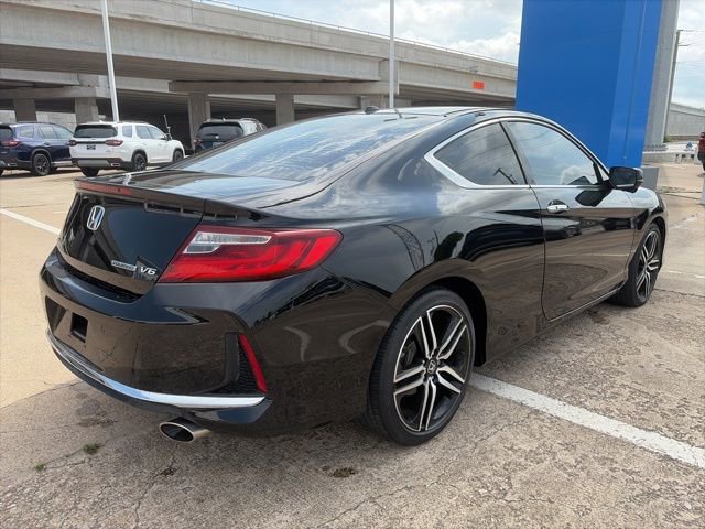 Used 2016 Honda Accord Touring image 7