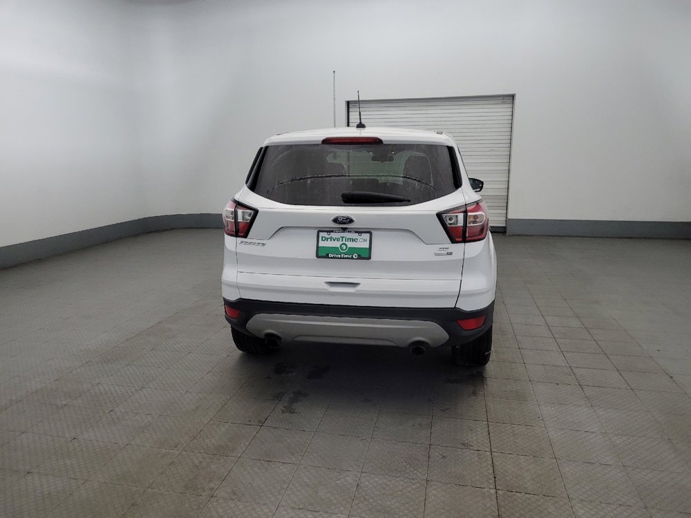 Used 2017 Ford Escape SE w/ SE Cold Weather Package image 7