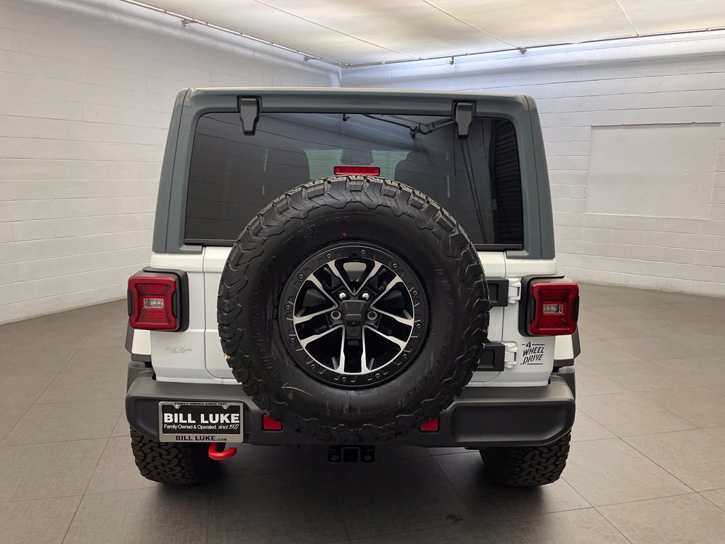 New 2026 Jeep Wrangler Unlimited Rubicon AWD/4WD image 4