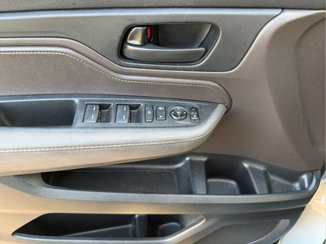 Used 2019 Honda Odyssey EX image 33