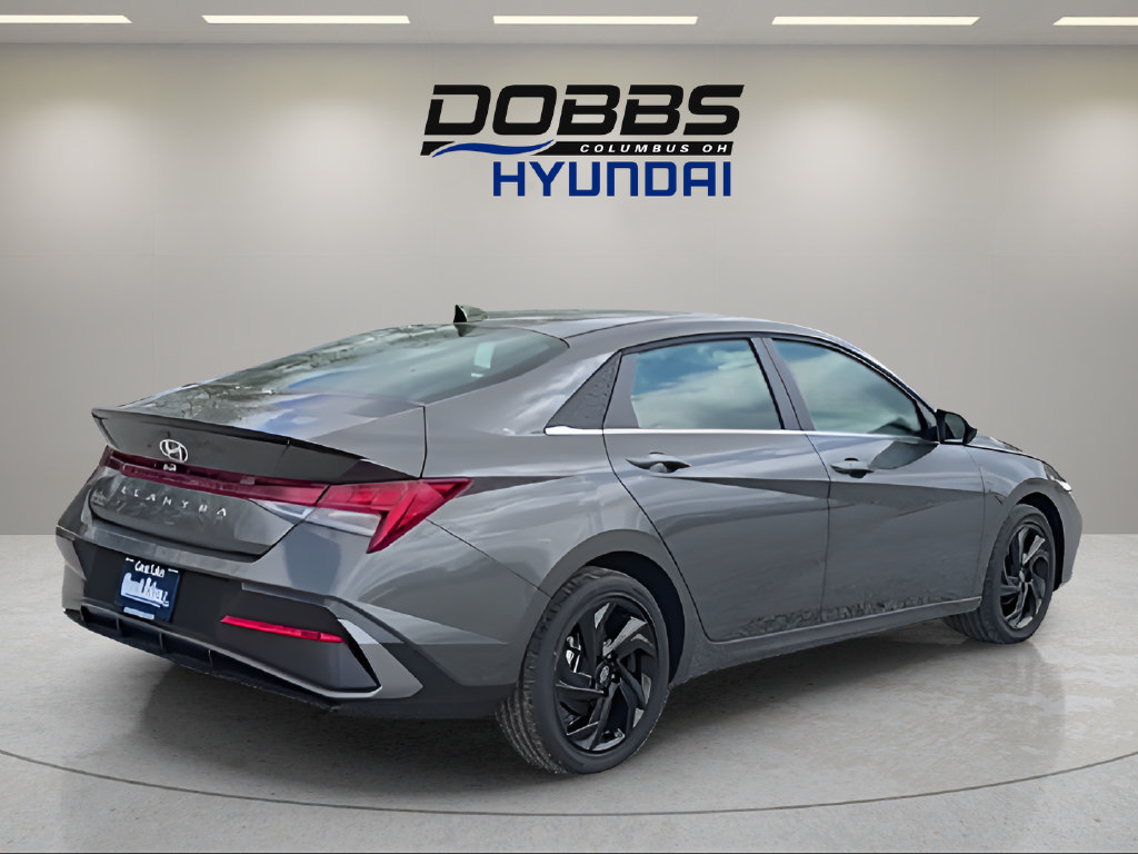 New 2026 Hyundai Elantra SEL Sport Premium FWD image 5