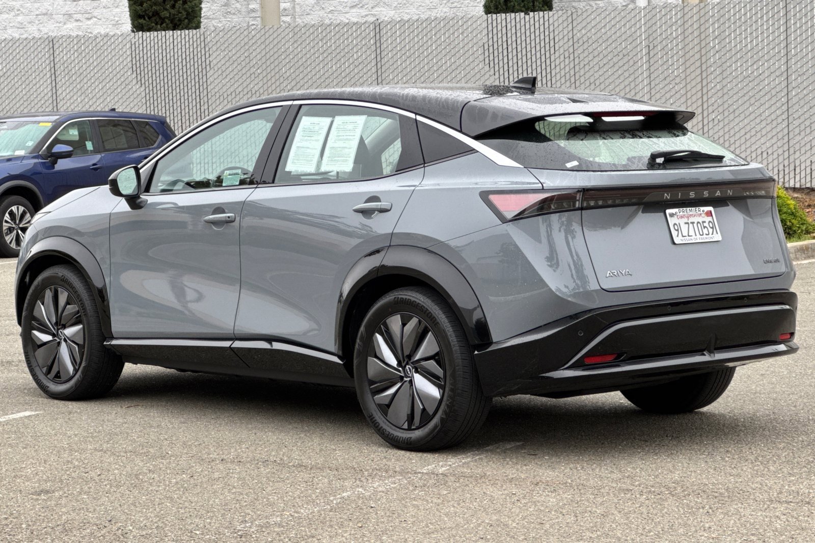 Used 2024 Nissan Ariya FWD image 6