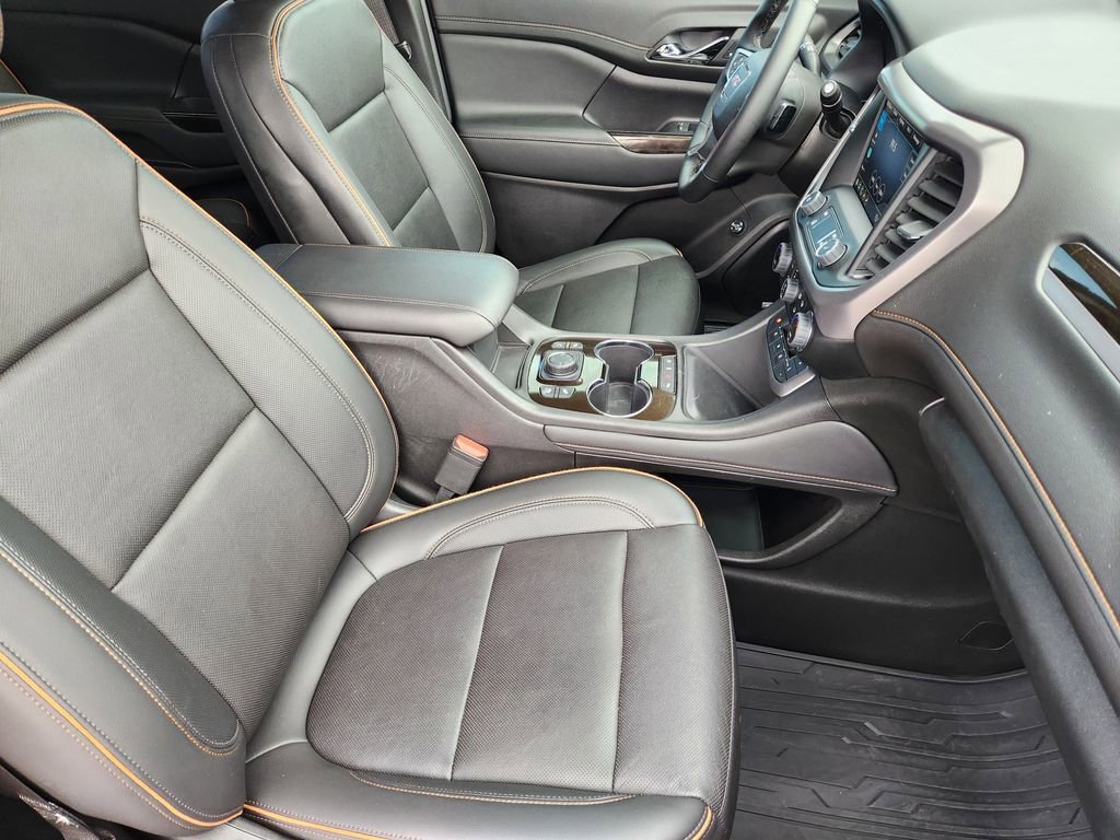 Used 2023 GMC Acadia AT4 w/ Technology Package image 13
