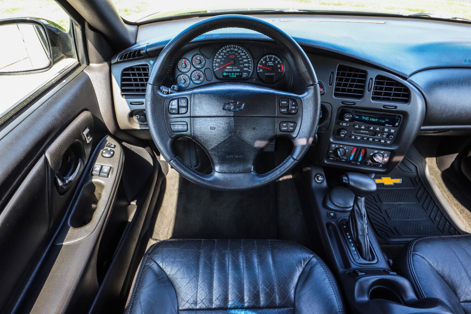 Used 2001 Chevrolet Monte Carlo SS w/ Preferred Equipment Group FWD image 20