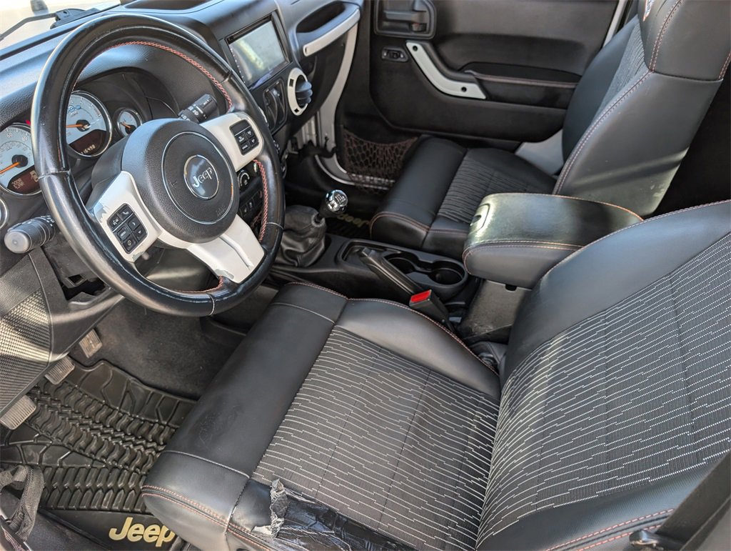 Used 2012 Jeep Wrangler Sahara image 11