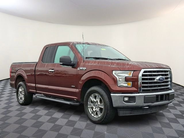 Used 2017 Ford F150 XLT w/ Equipment Group 302A Luxury image 1