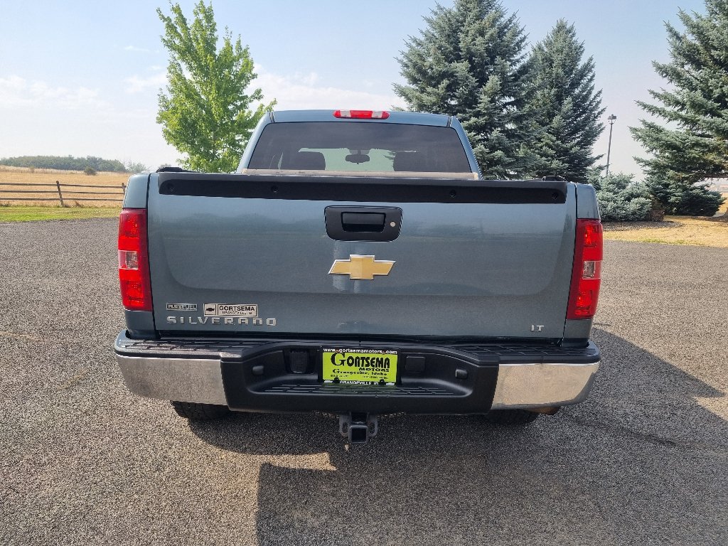 Used 2011 Chevrolet Silverado 1500 LT w/ All-Star Edition AWD/4WD image 6