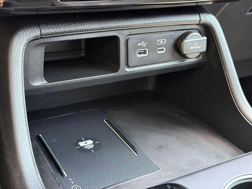 Certified 2025 Honda Pilot Touring image 32