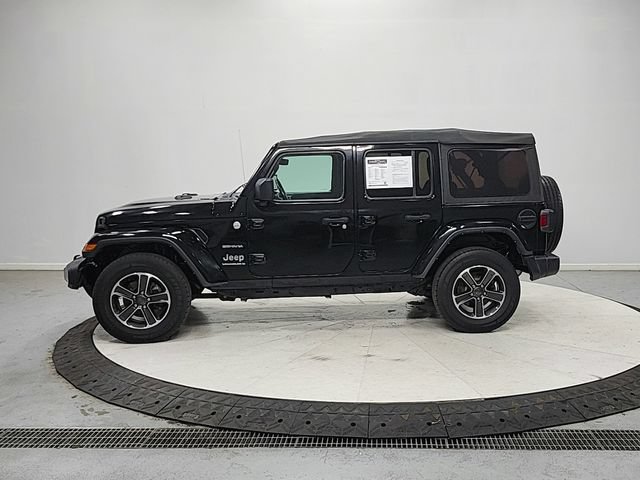 Used 2023 Jeep Wrangler Unlimited Sahara w/ Cold Weather Group AWD/4WD image 4