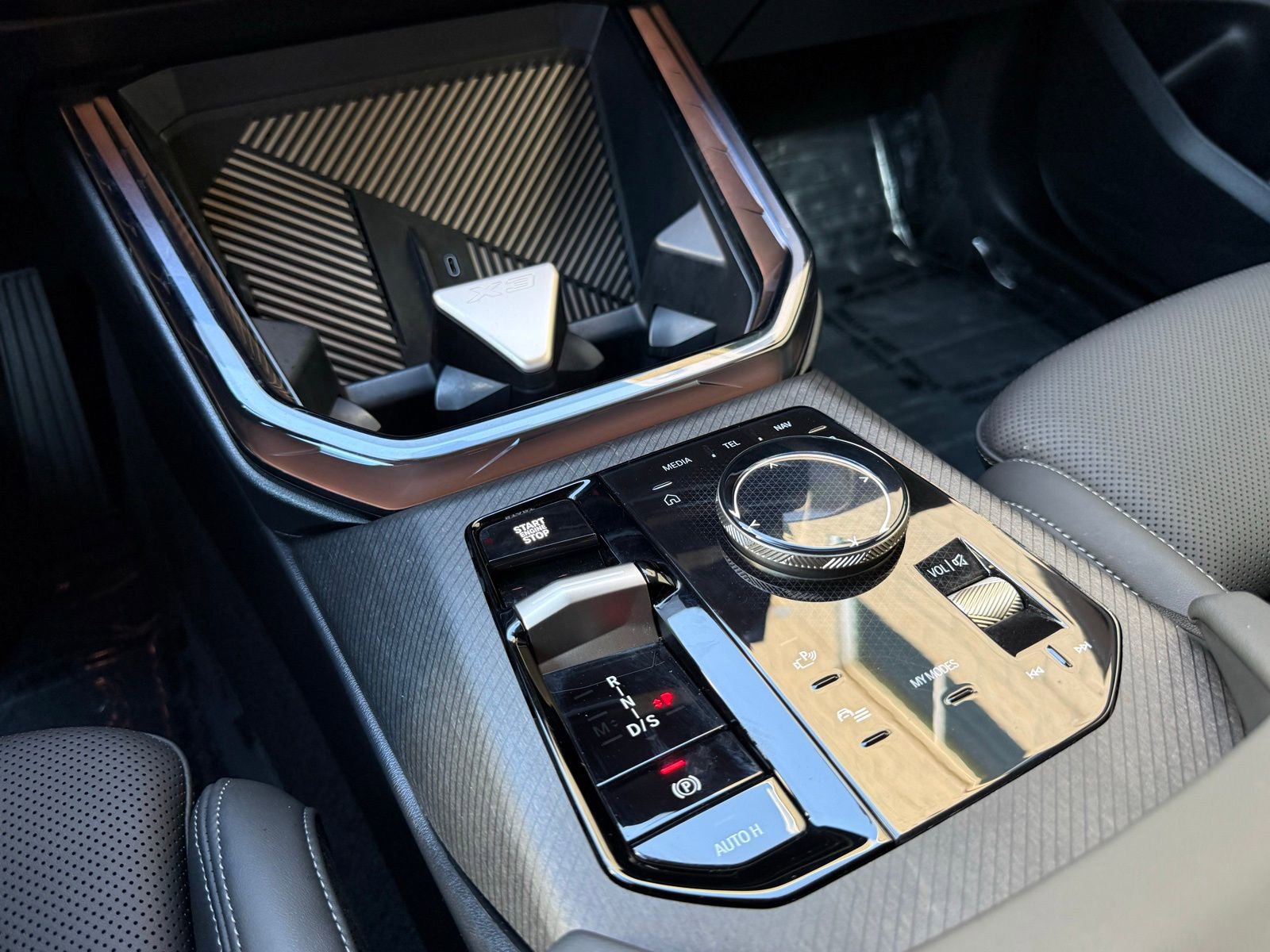 Used 2025 BMW X3 xDrive30i w/ Convenience Package image 29