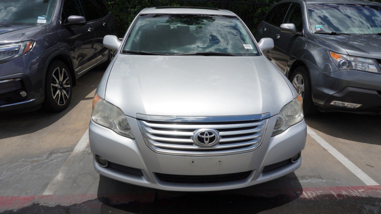 Used 2008 Toyota Avalon Limited FWD image 2