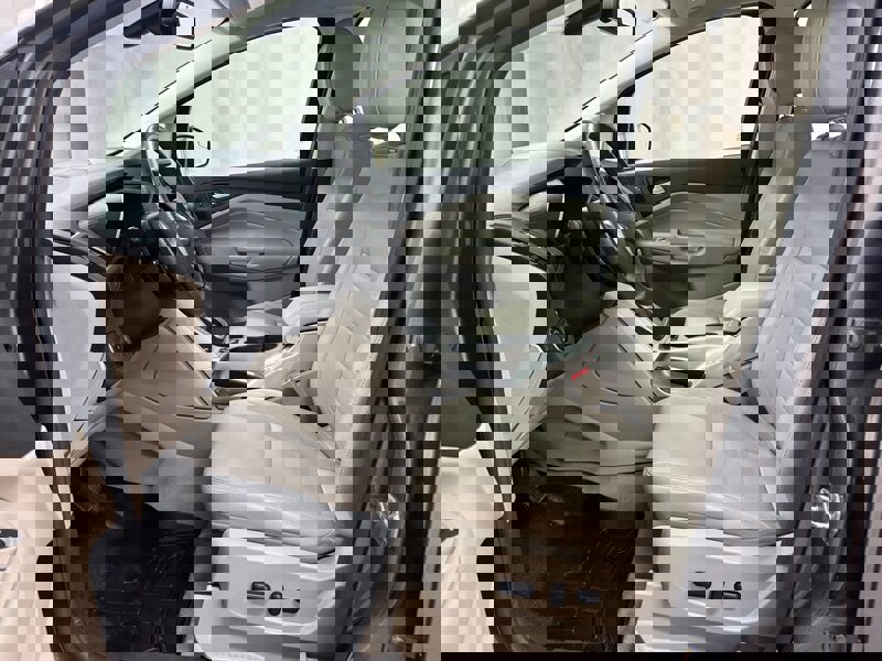 Used 2014 Ford C-MAX Energi SEL w/ Equipment Group 301A image 12