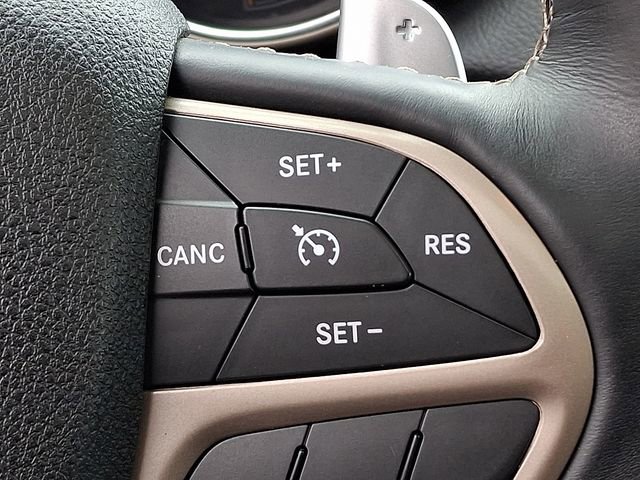 Used 2017 Jeep Grand Cherokee Limited image 23