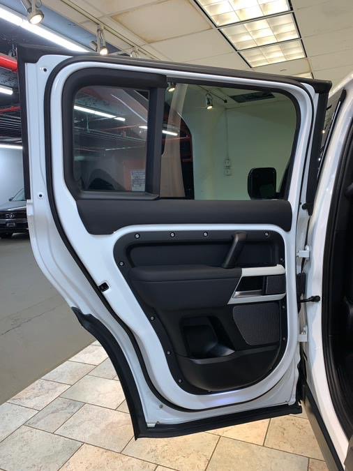 Used 2020 Land Rover Defender 110 S AWD/4WD image 42