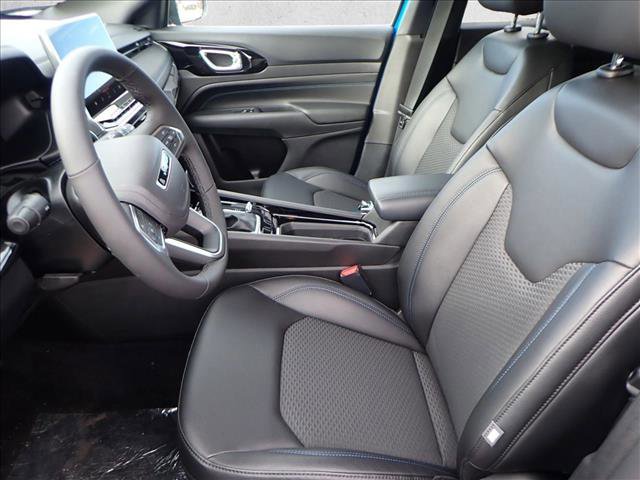 New 2026 Jeep Compass Latitude image 11