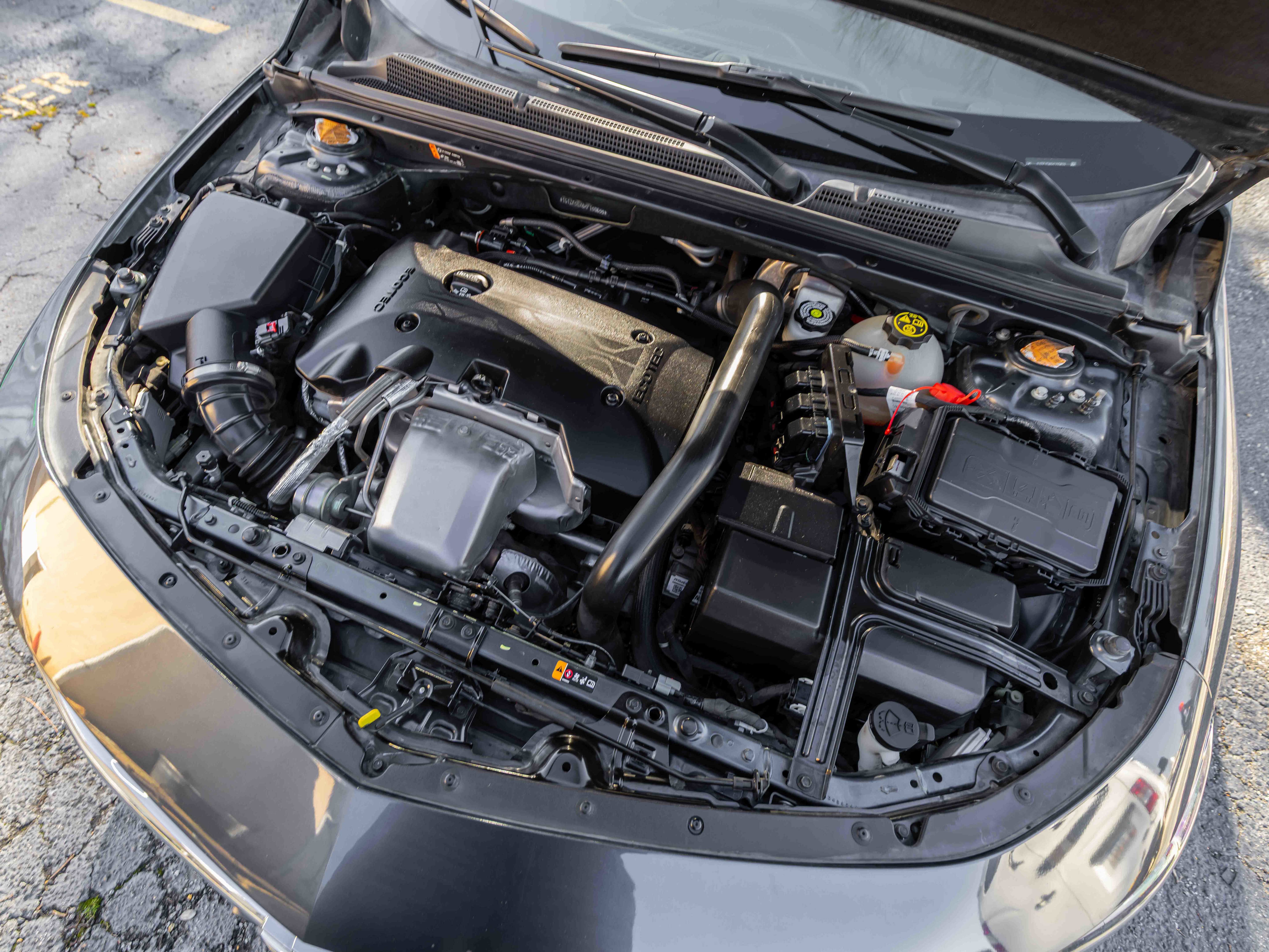 Used 2019 Chevrolet Malibu Premier w/ Sun and Wheel Package image 70