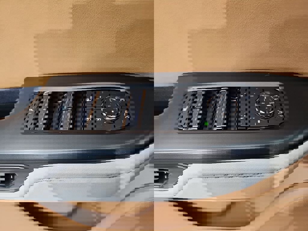 New 2026 Lexus RZ 450e 450e Premium image 28