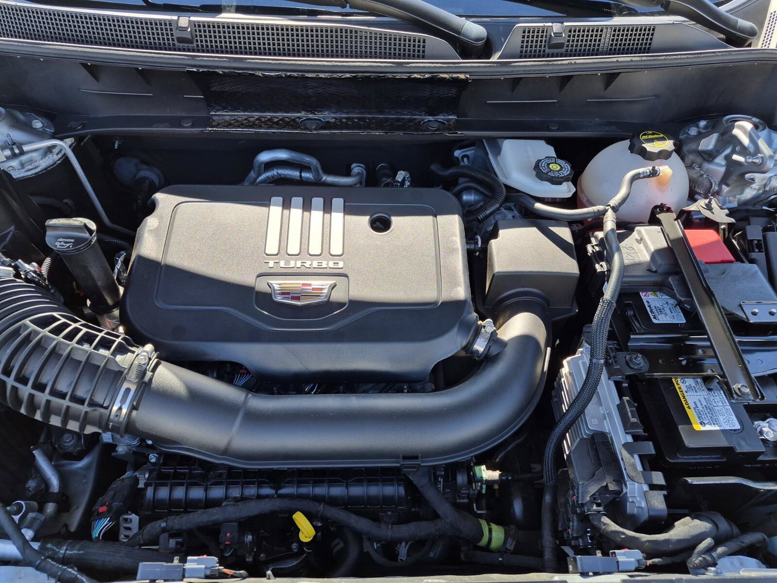 Used 2025 Cadillac XT6 Luxury FWD image 11