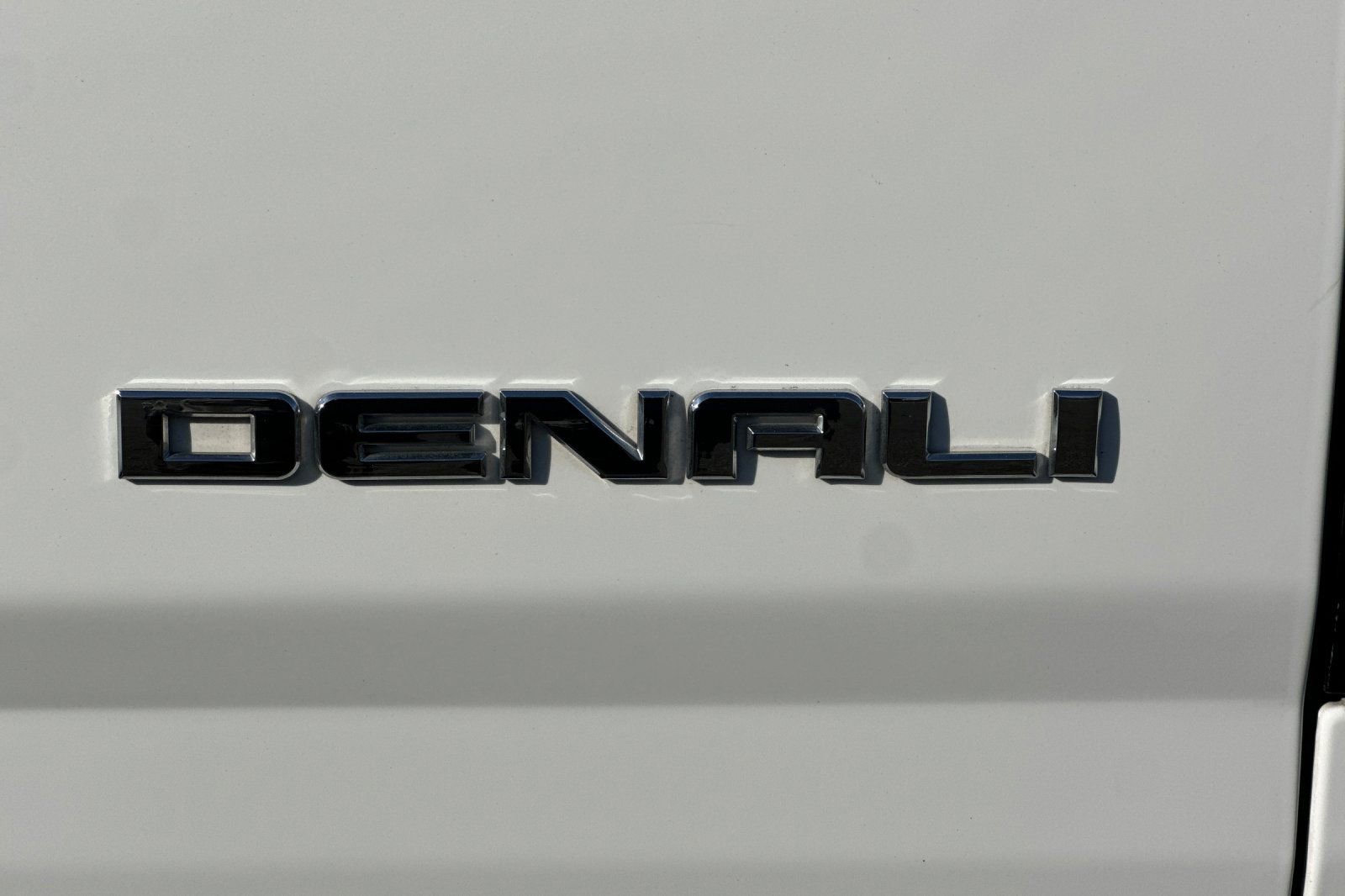 Used 2020 GMC Canyon Denali RWD image 24