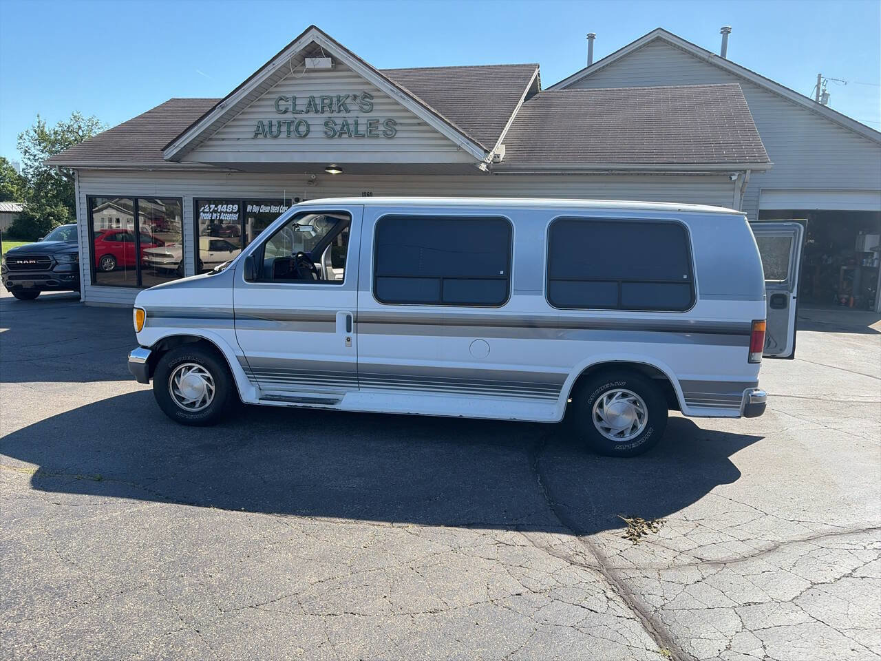 Used 1994 Ford E-150 and Econoline 150