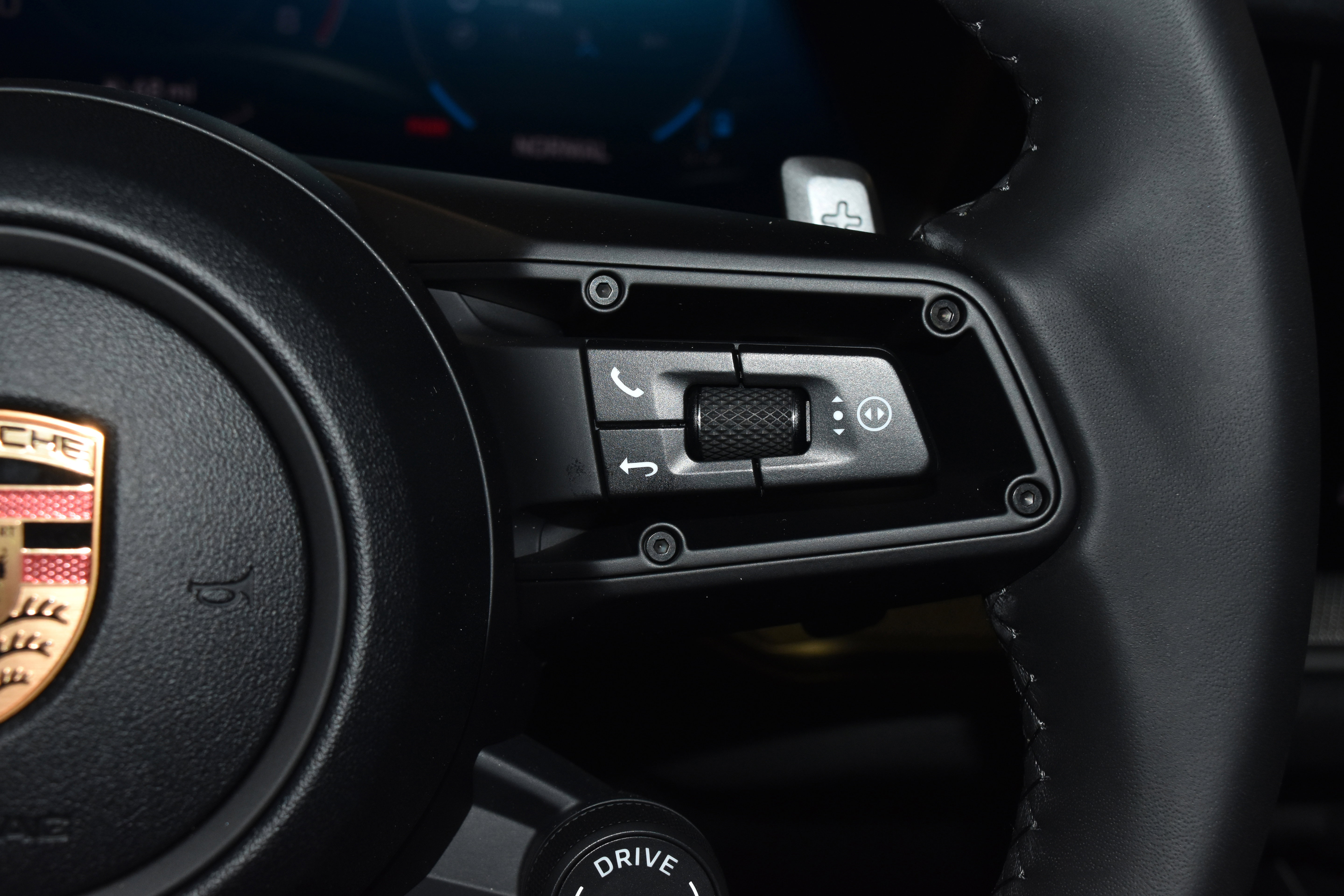 New 2026 Porsche Cayenne image 12