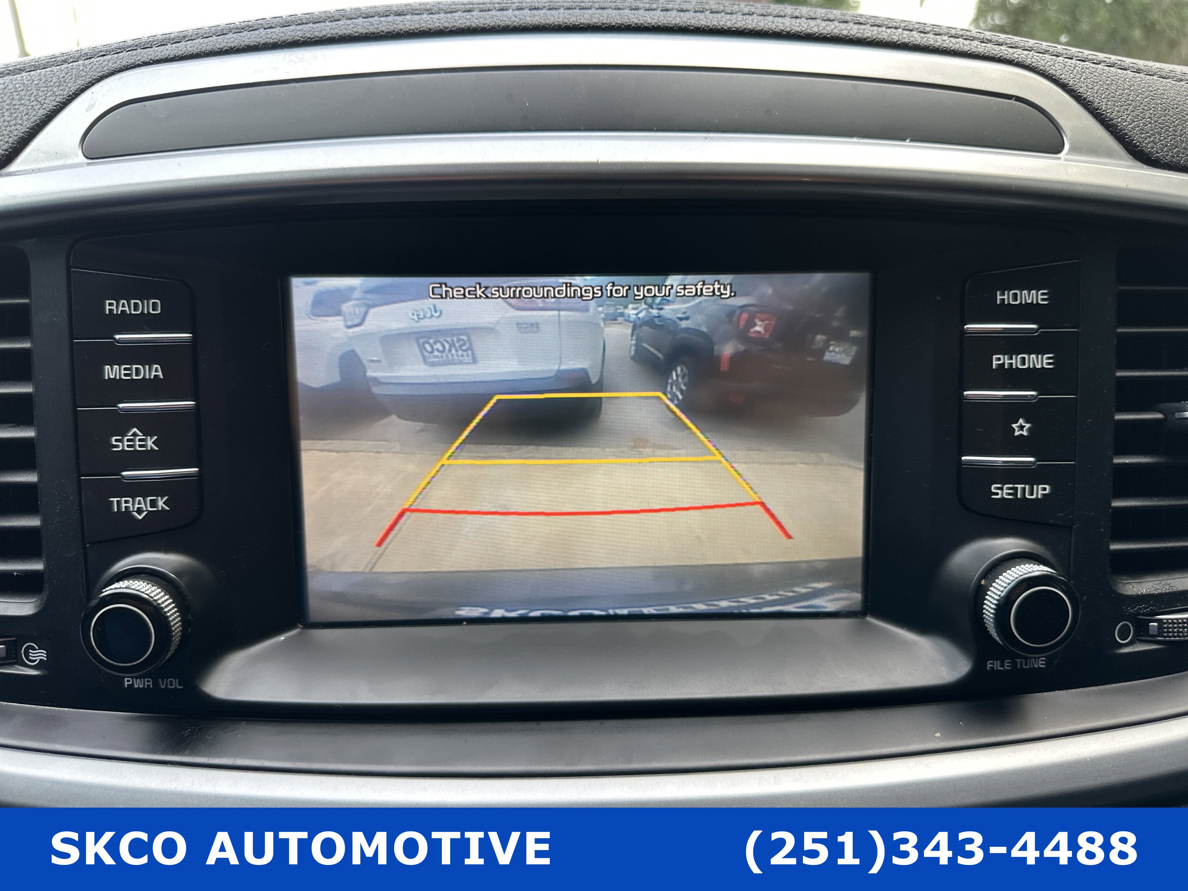 Used 2020 Kia Sorento S image 17