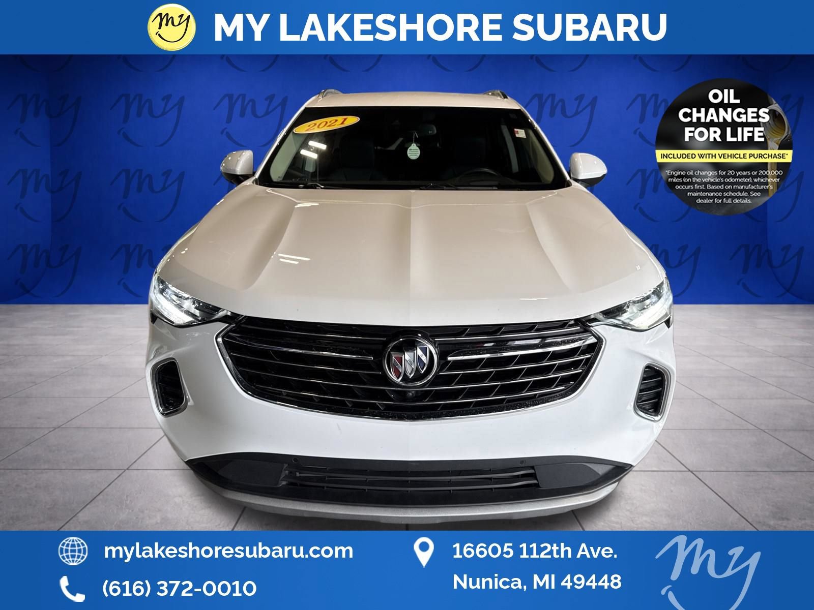 Used 2021 Buick Envision Essence w/ Technology Package I FWD image 2
