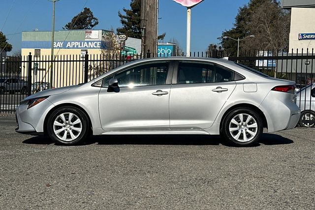 Certified 2024 Toyota Corolla LE image 7