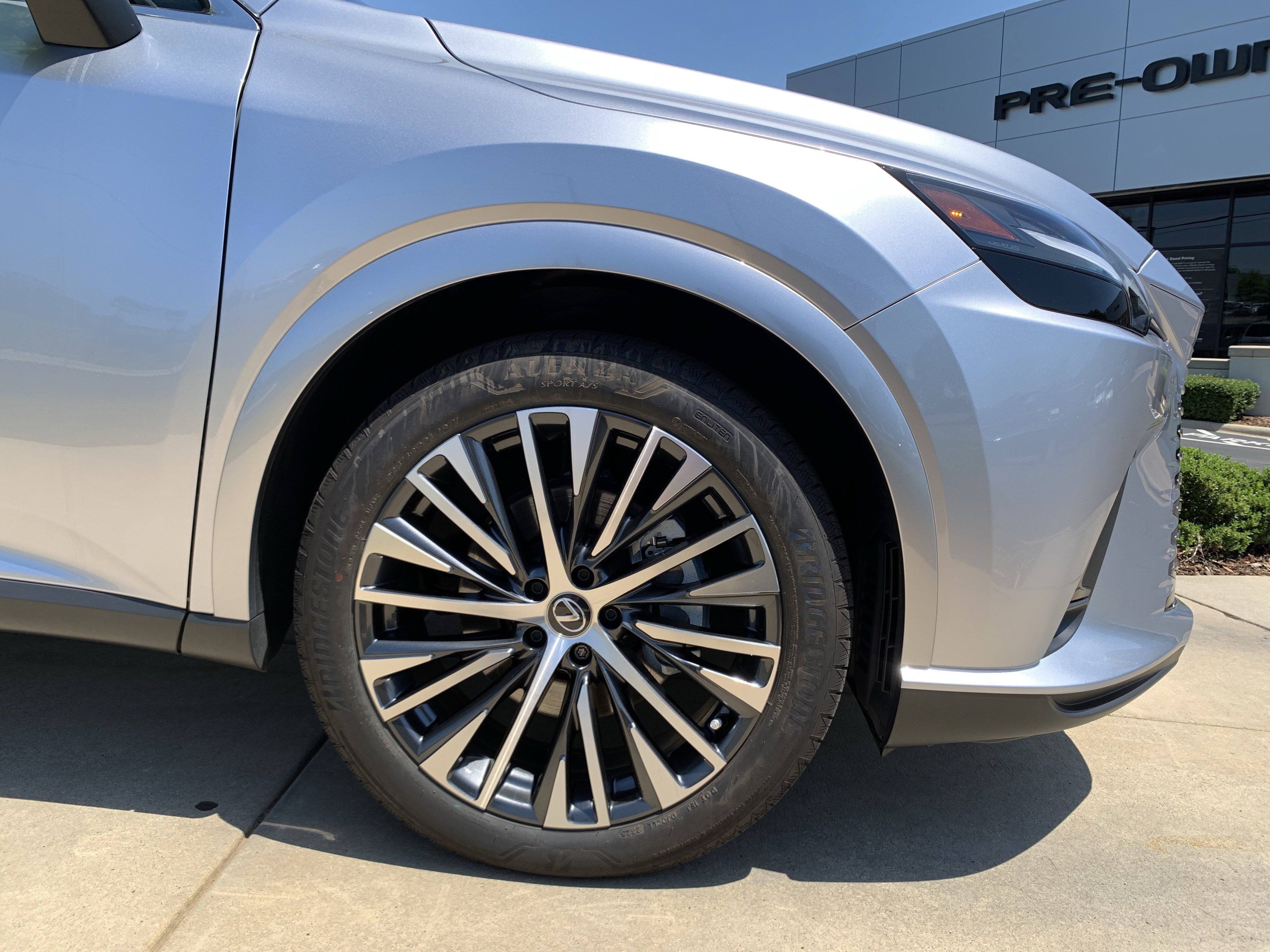 Used 2025 Lexus RX 350 Premium Plus FWD image 13