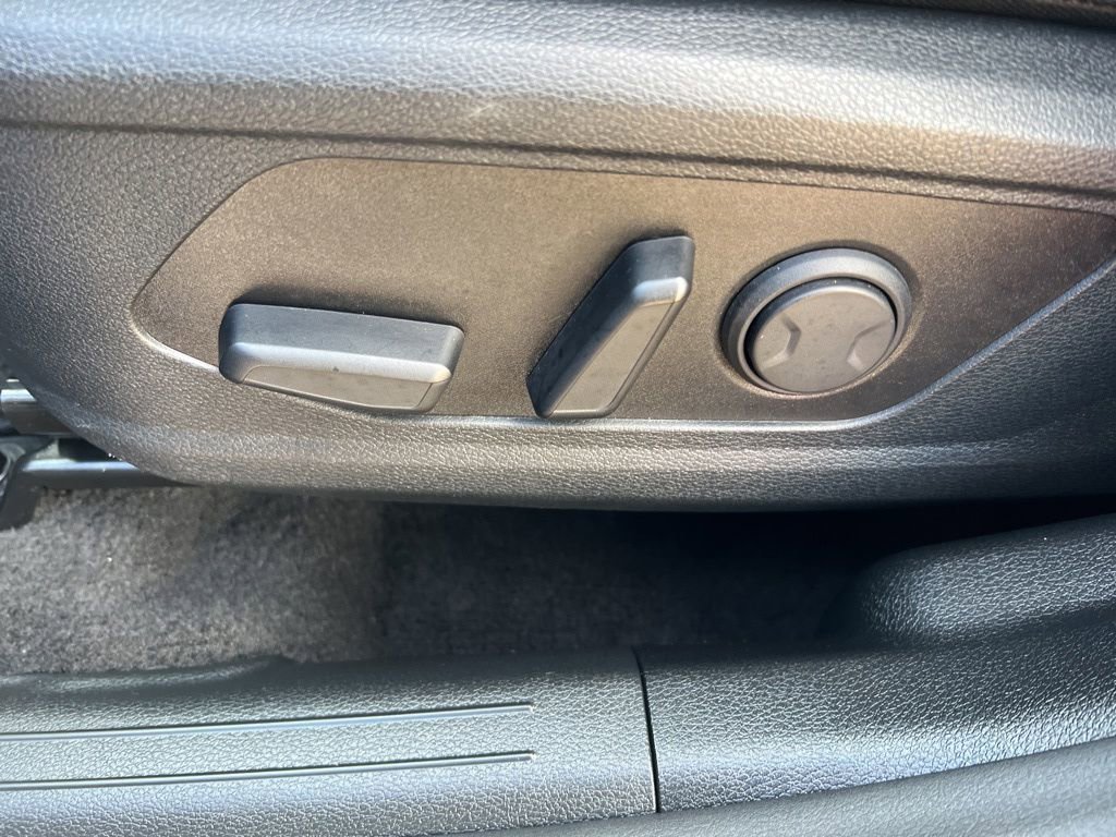 Certified 2025 Kia Sportage EX image 51