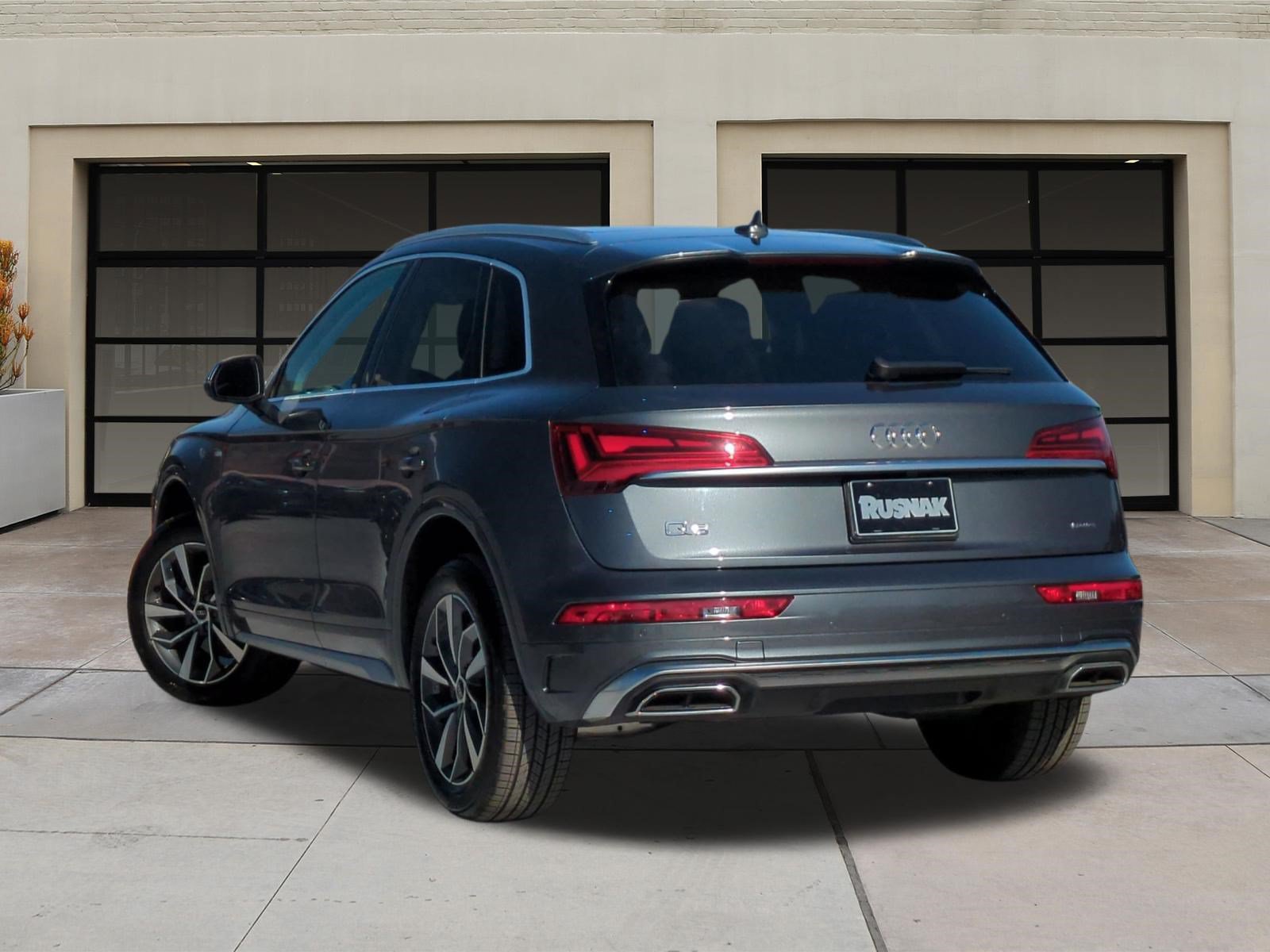 Used 2023 Audi Q5 2.0T Premium Plus AWD/4WD image 2