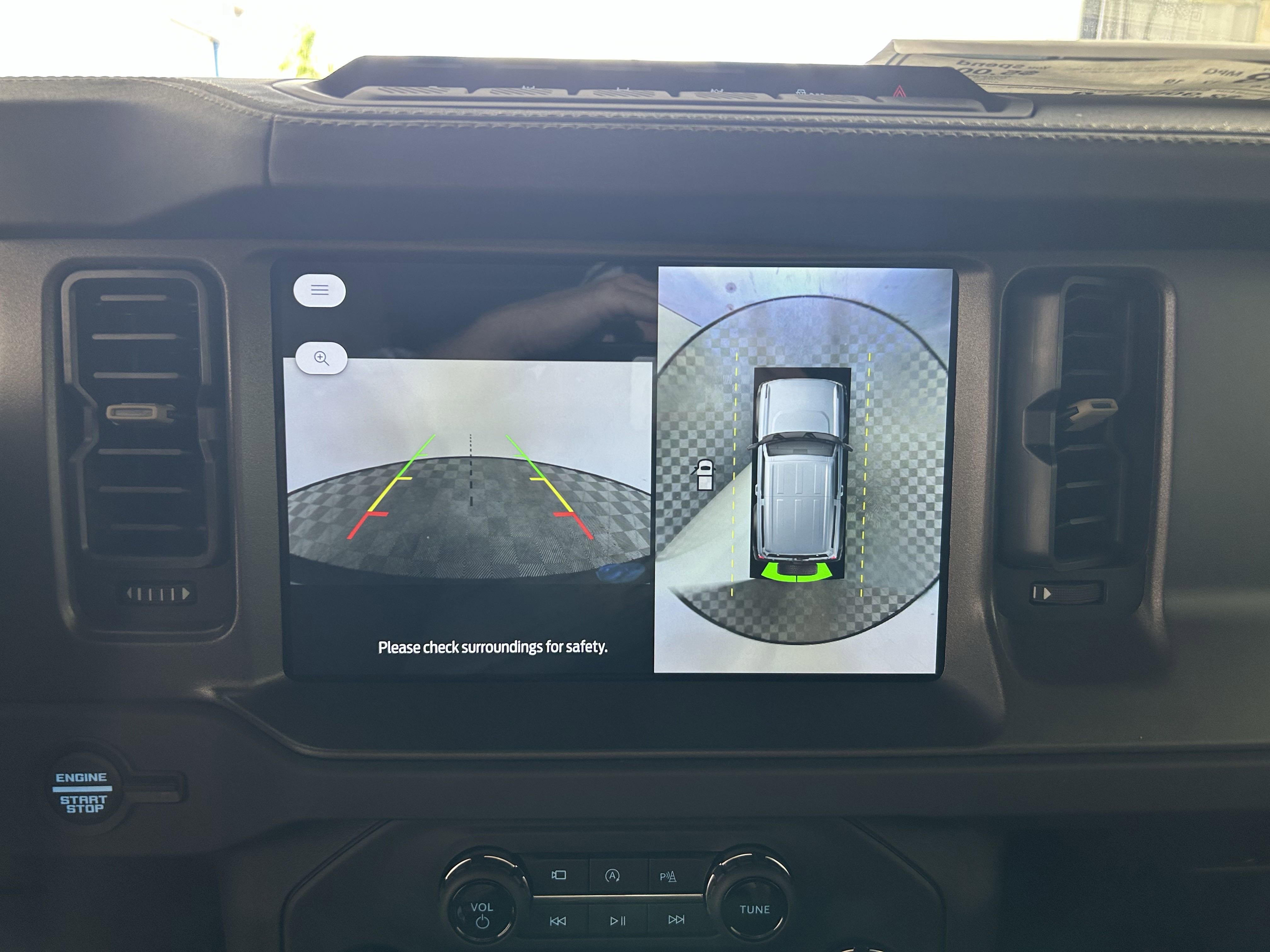 New 2025 Ford Bronco Badlands image 22