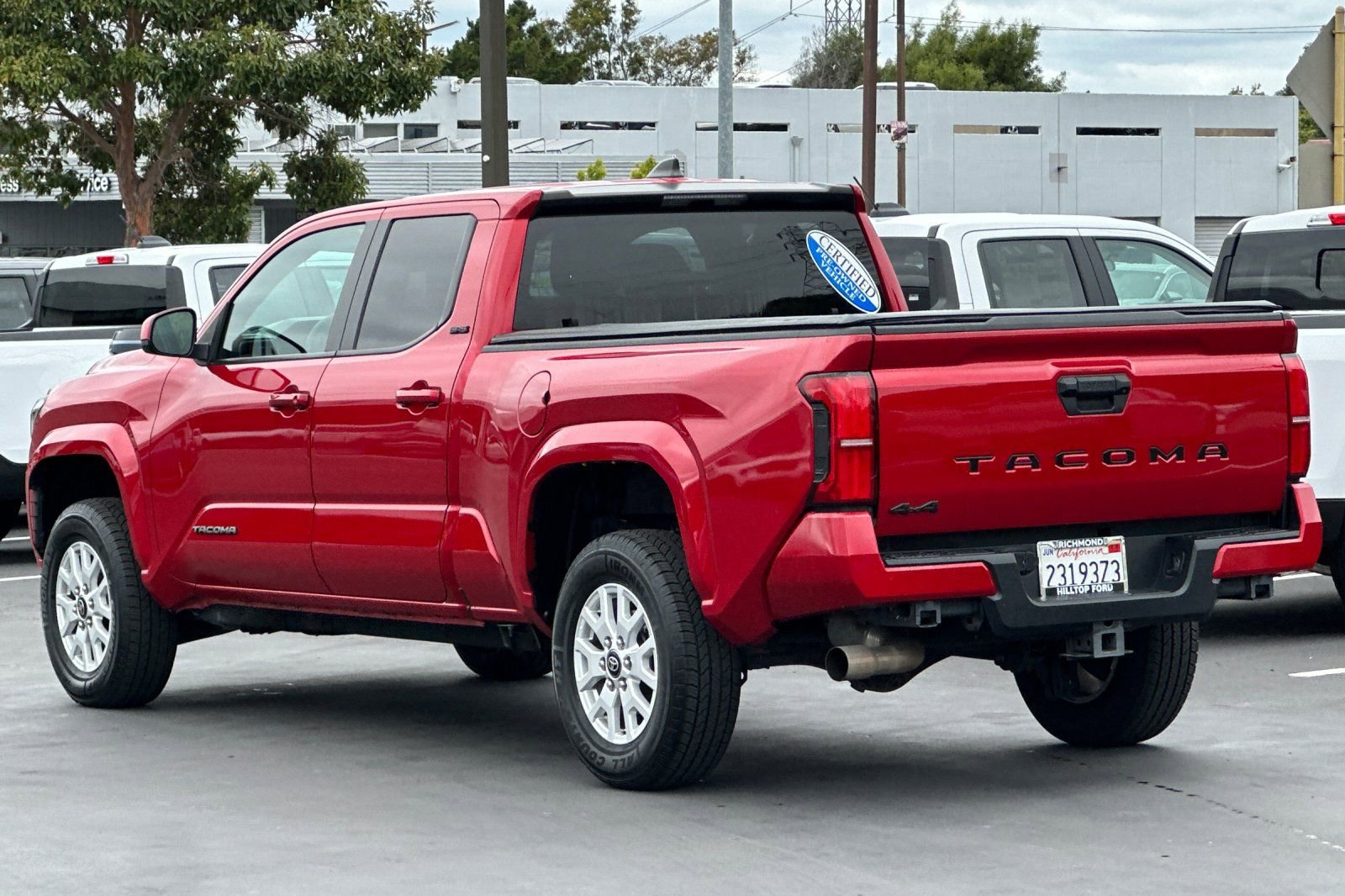 Used 2024 Toyota Tacoma SR5 AWD/4WD image 8
