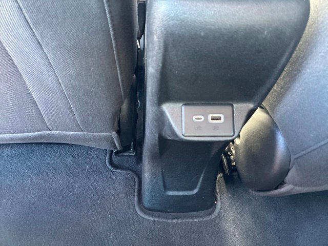Used 2023 Chevrolet Bolt EUV LT w/ Driver Confidence Package FWD image 16