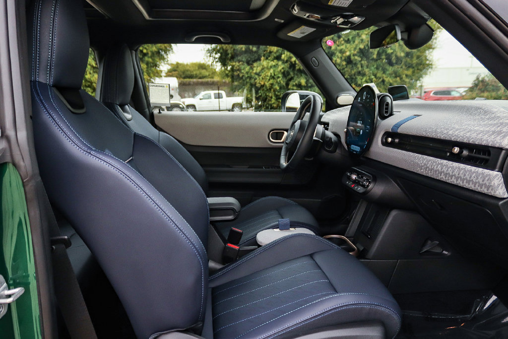 Used 2025 MINI Cooper S FWD image 19