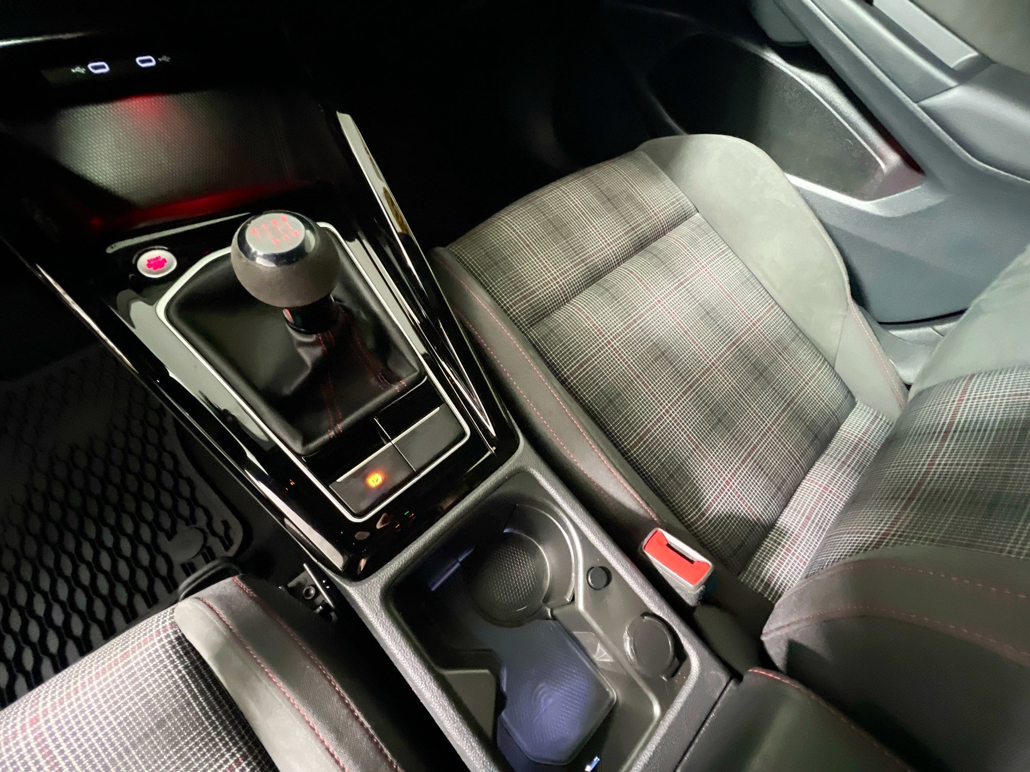 Used 2023 Volkswagen GTI Autobahn image 26