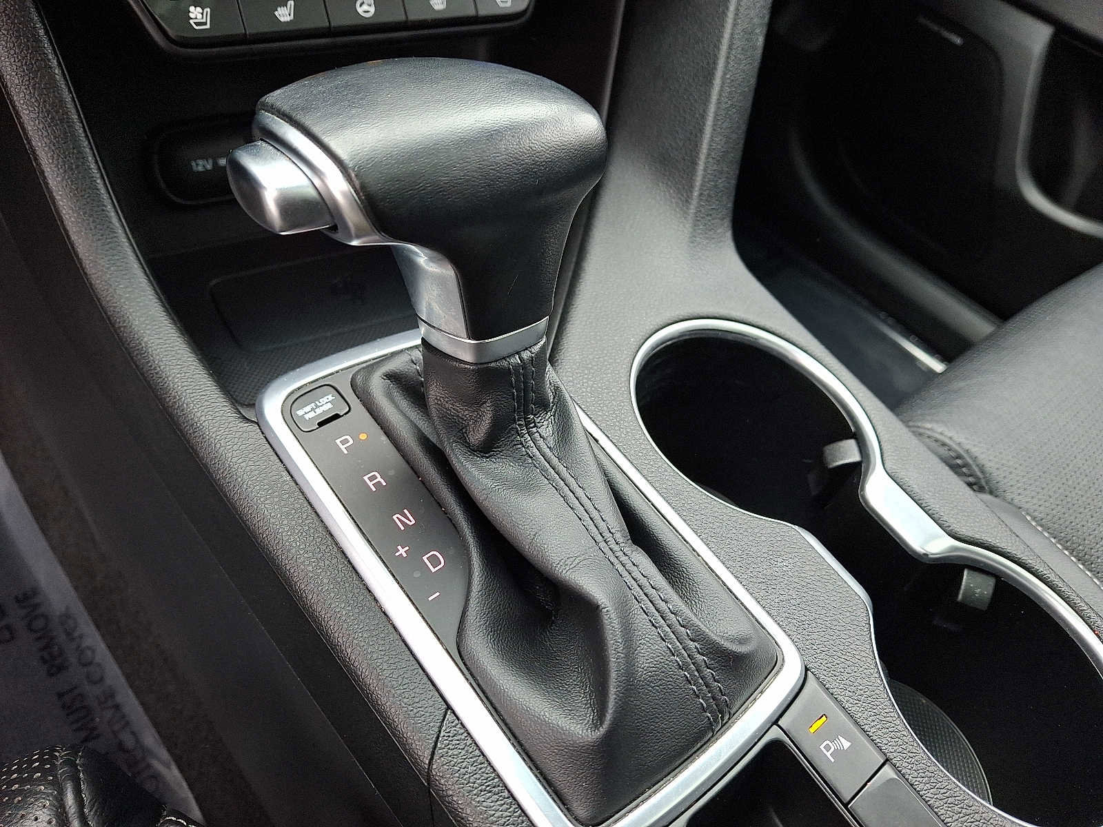 Used 2020 Kia Sportage EX w/ Option Group 15 image 16