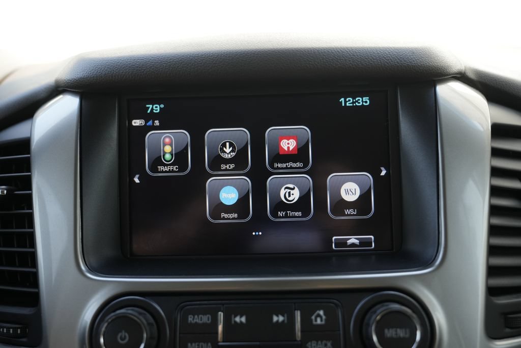 Used 2018 Chevrolet Suburban LT w/ LT Signature Package RWD image 60