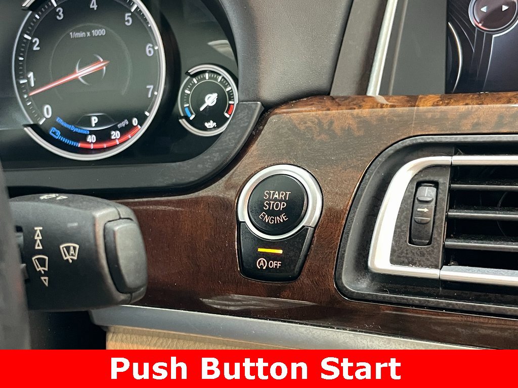 Used 2015 BMW 750Li xDrive image 5