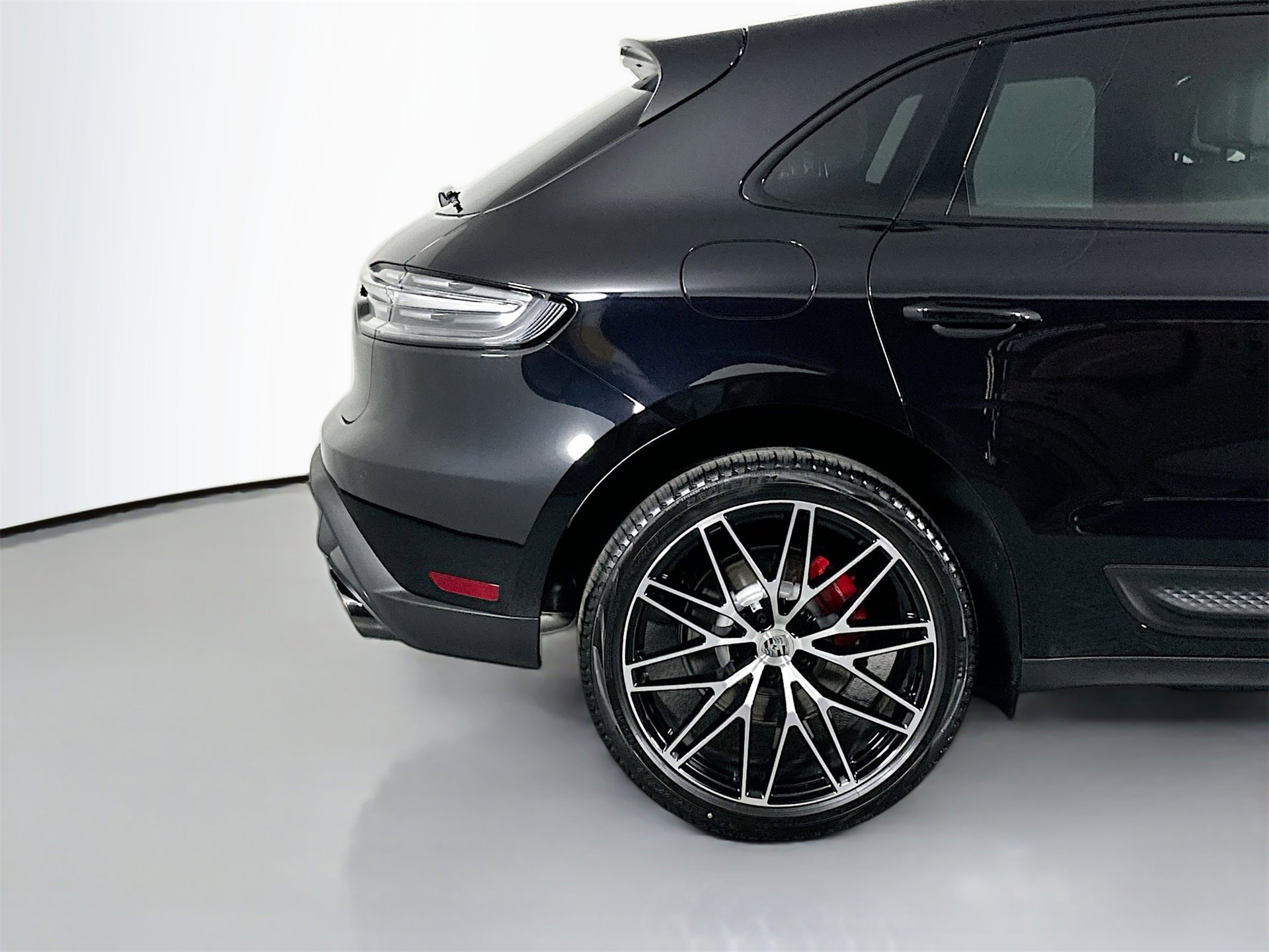 New 2026 Porsche Macan S image 13
