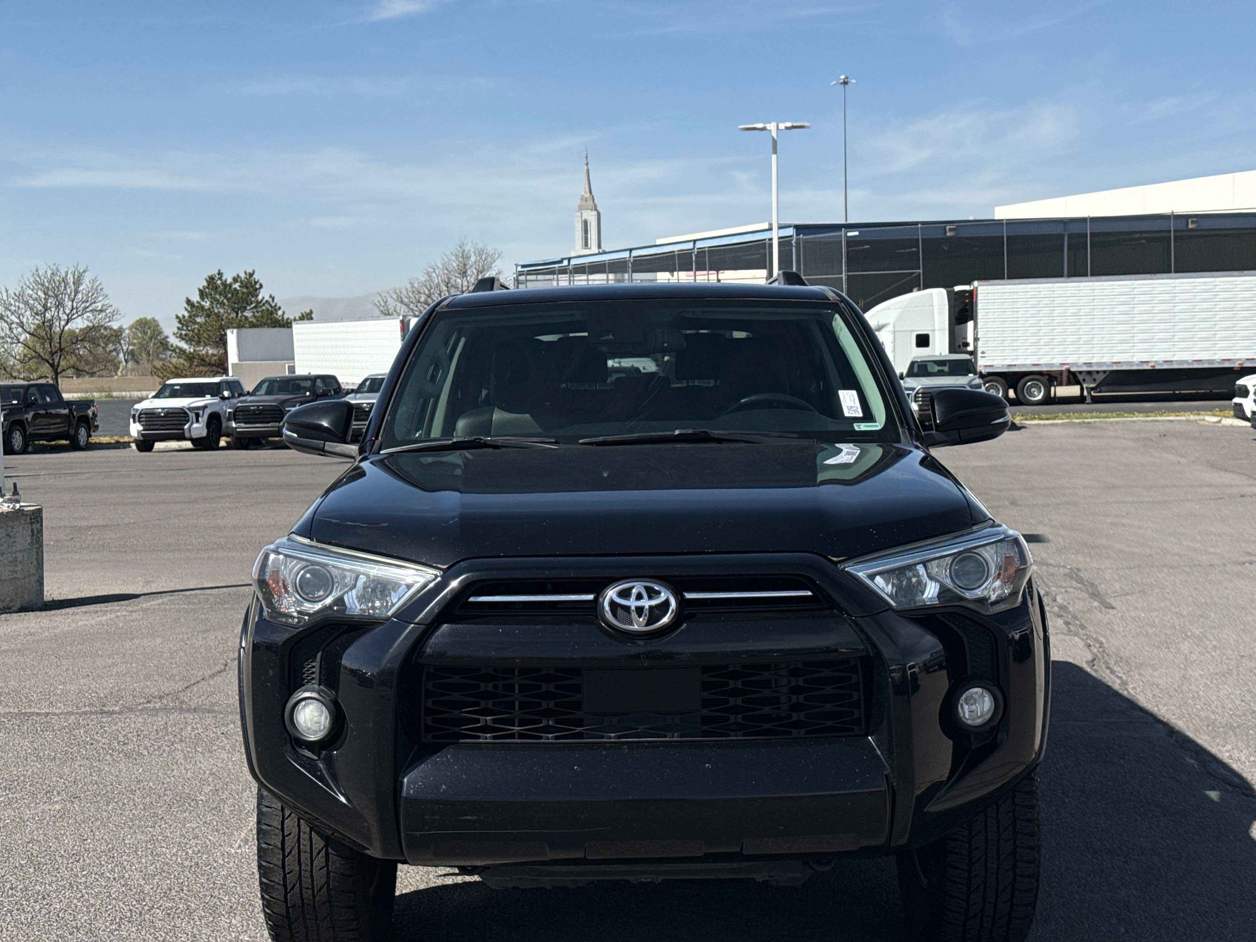 Used 2020 Toyota 4Runner SR5 Premium w/ Moonroof Package image 2
