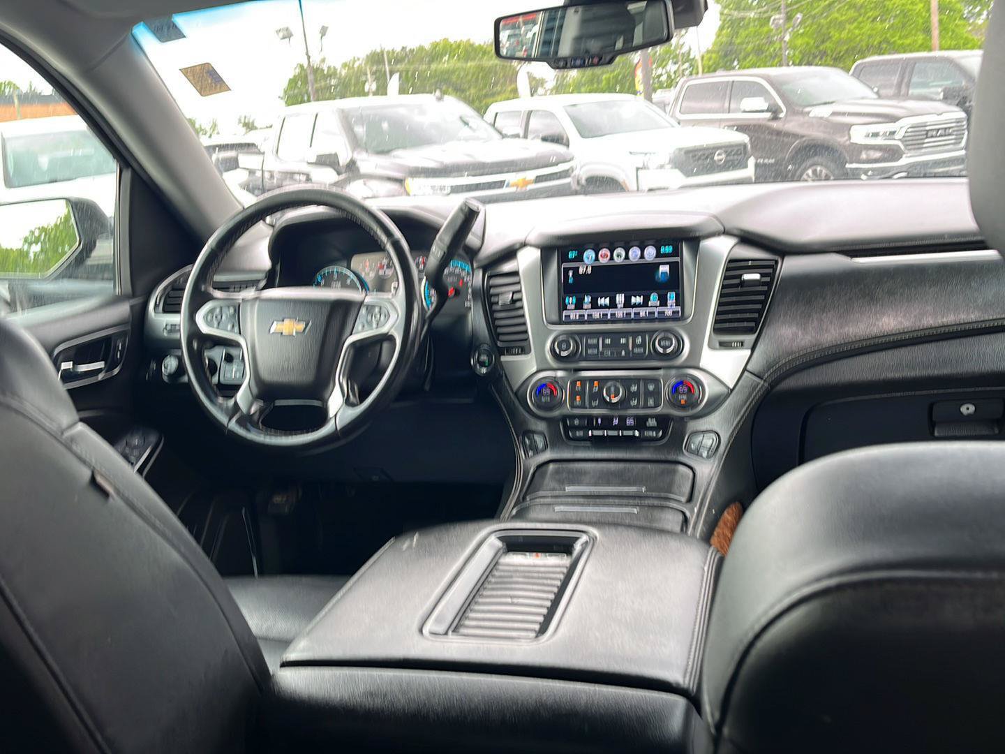 Used 2019 Chevrolet Tahoe Premier AWD/4WD image 26