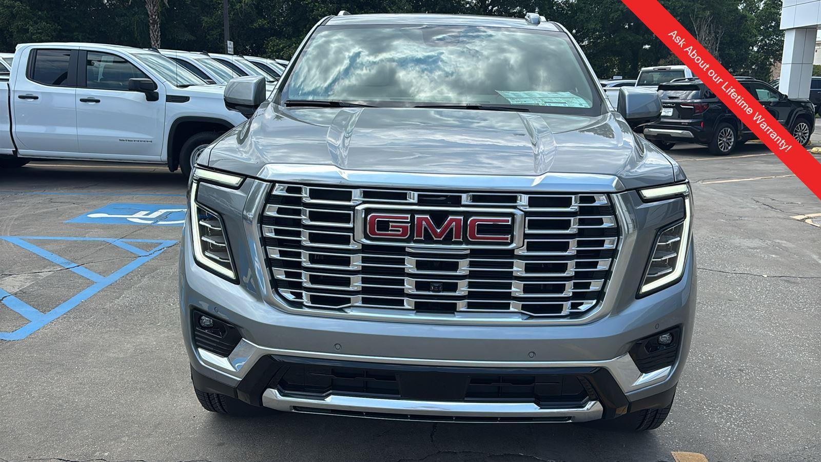 New 2026 GMC Yukon XL Denali RWD image 2