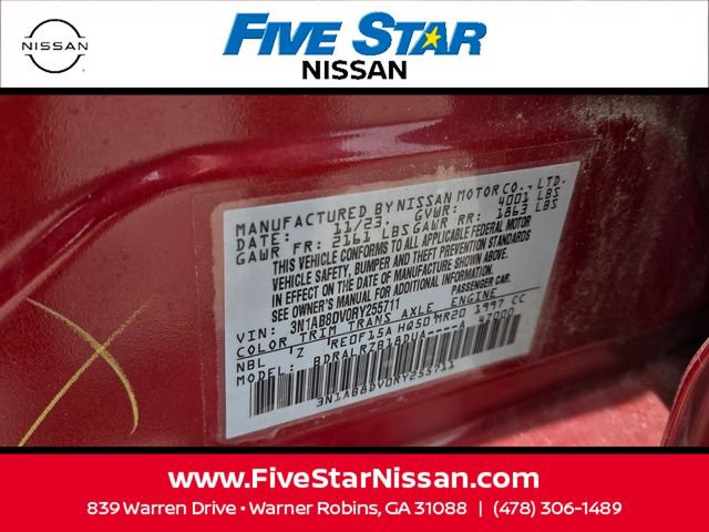 Used 2024 Nissan Sentra SR FWD image 19