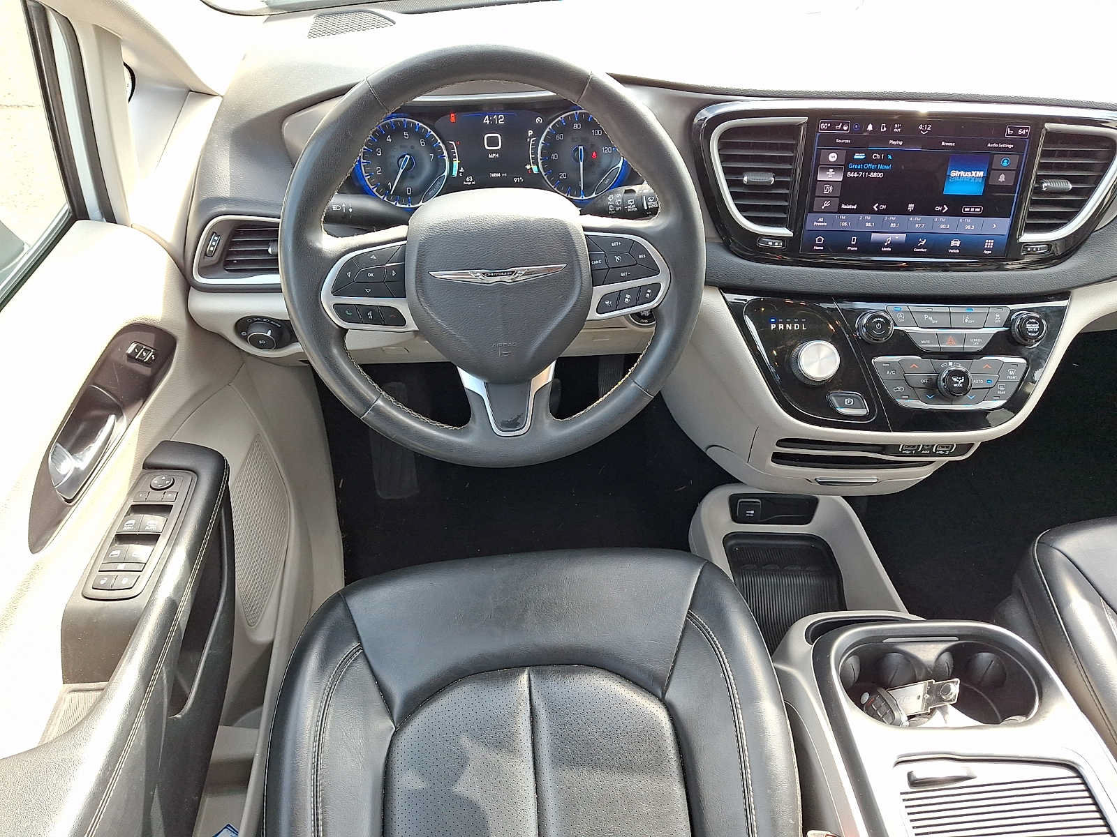 Certified 2023 Chrysler Pacifica Touring-L FWD image 14