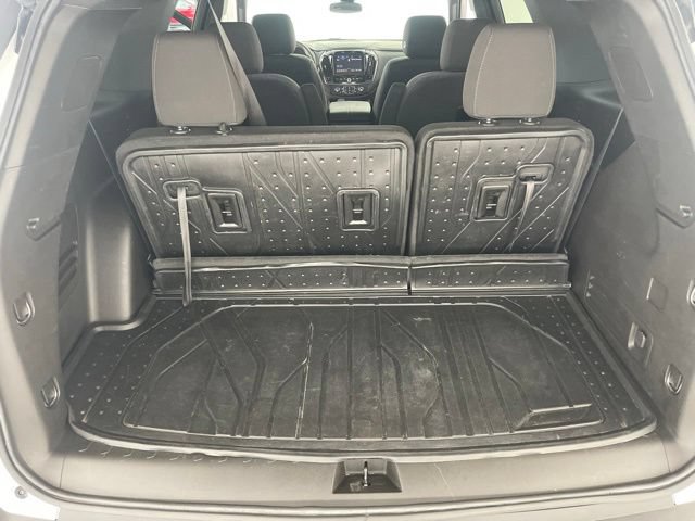 Used 2023 Chevrolet Traverse LT FWD image 46