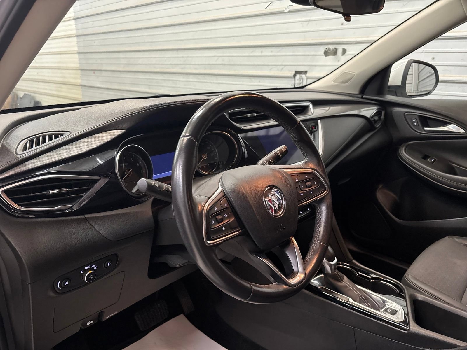 Used 2020 Buick Encore GX Select FWD image 12