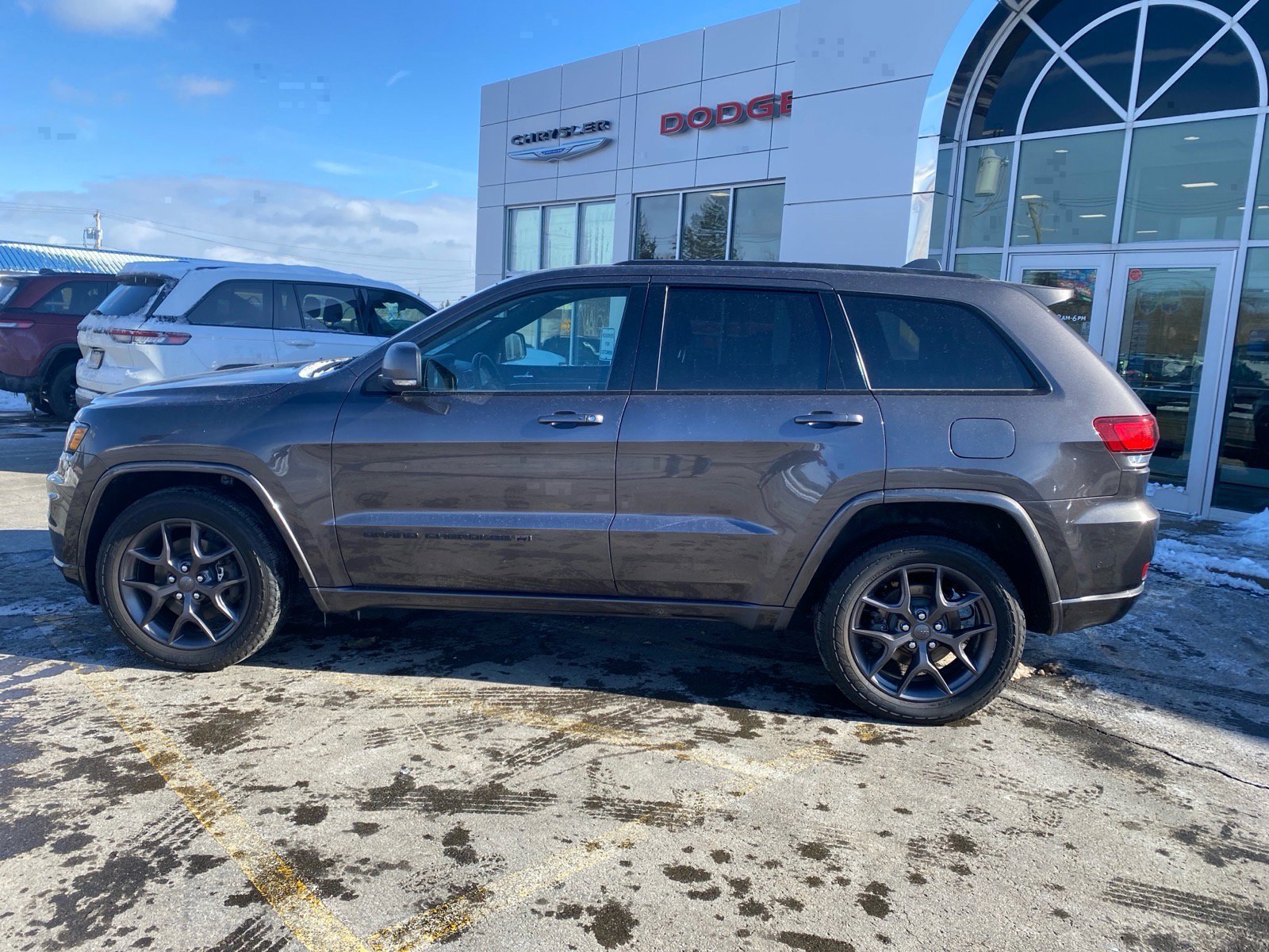 Used 2021 Jeep Grand Cherokee Limited w/ Quick Order Package 2GK 80th AWD/4WD image 2