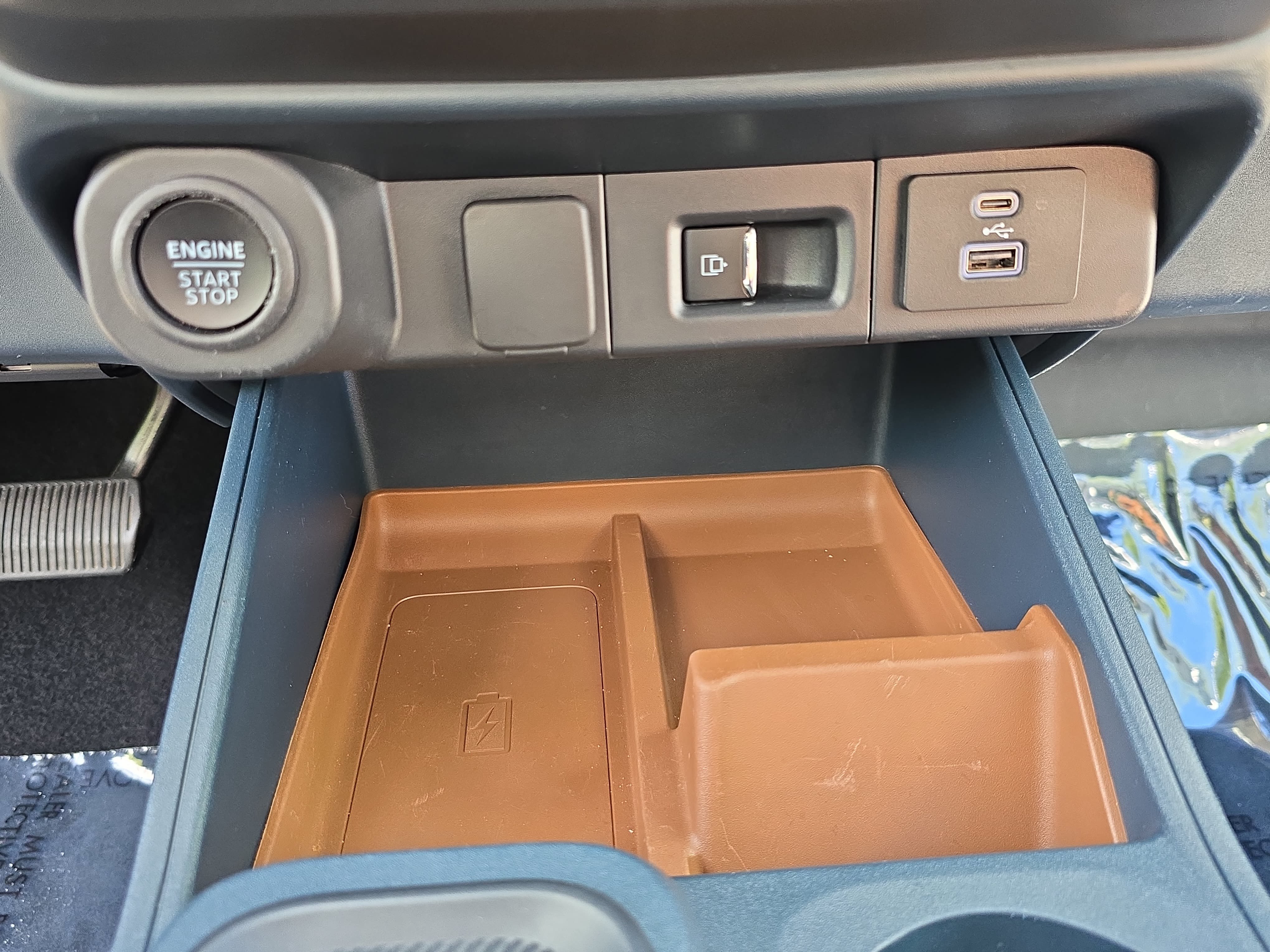 Used 2022 Ford Maverick Lariat w/ Lariat Luxury Package FWD image 27