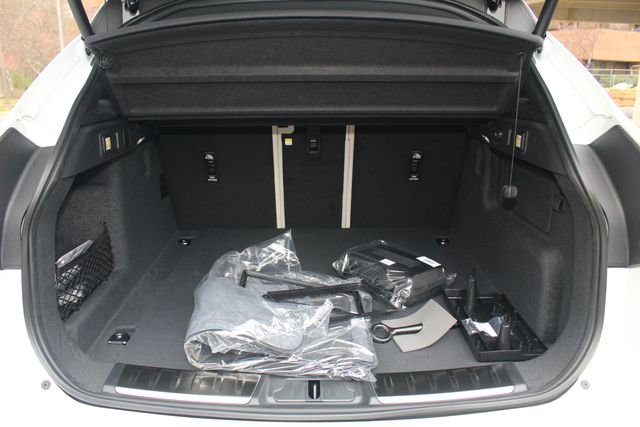 New 2026 Jaguar F-PACE R-Dynamic S image 12